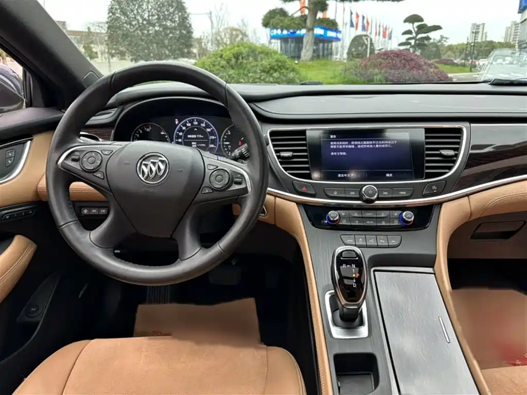 LaCrosse 2019 28T Premium Model купить на сайте DeffCars