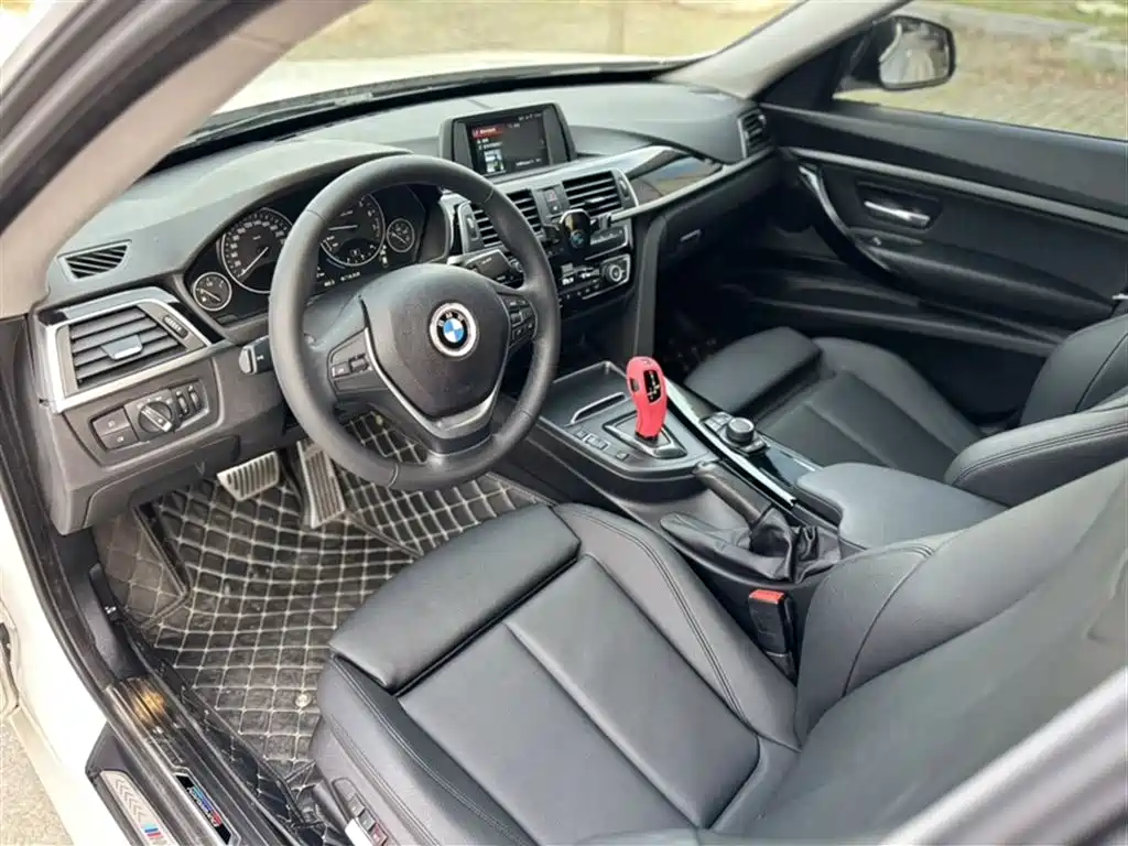BMW 3 Series GT 2018 320i Fashion Model купить на сайте DeffCars