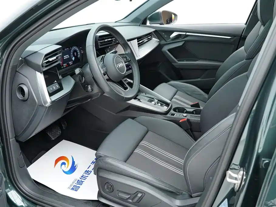 Audi A3 2023 facelift Sportback 35 TFSI stylish and sporty купить на сайте DeffCars