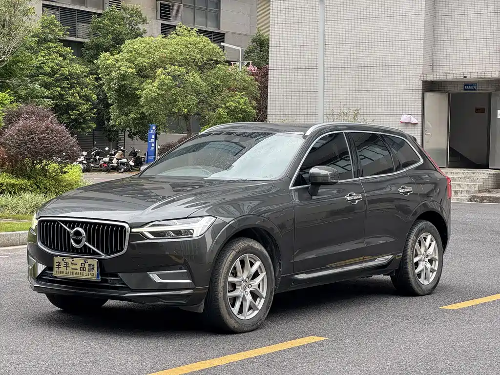 Volvo XC60 2021 T5 four-wheel drive Zhiyi Luxury Edition купить на сайте DeffCars