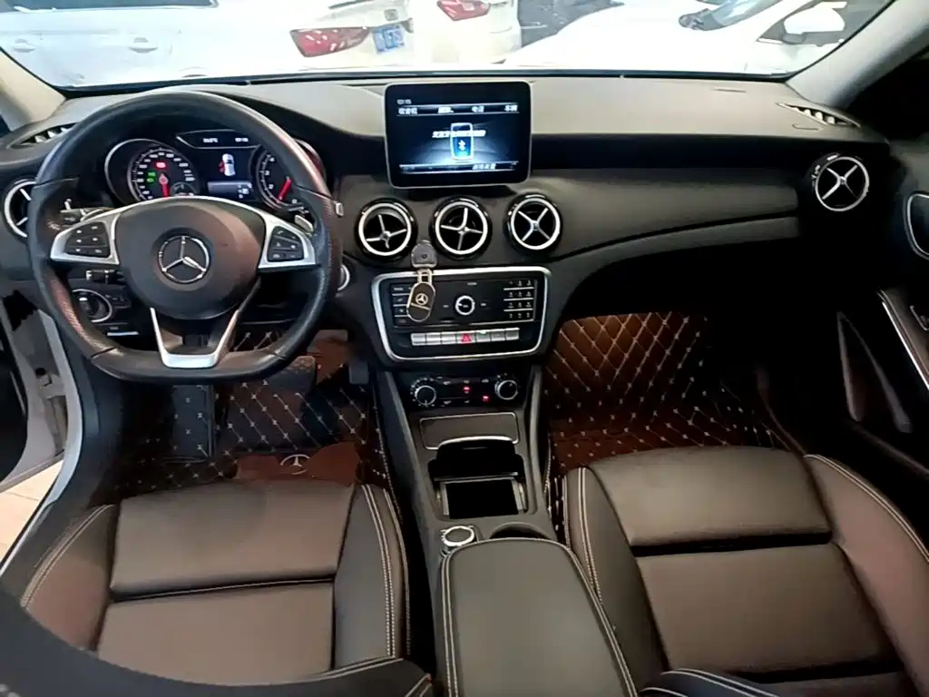 Mercedes-Benz GLA 2019 GLA 200 Dynamic купить на сайте DeffCars