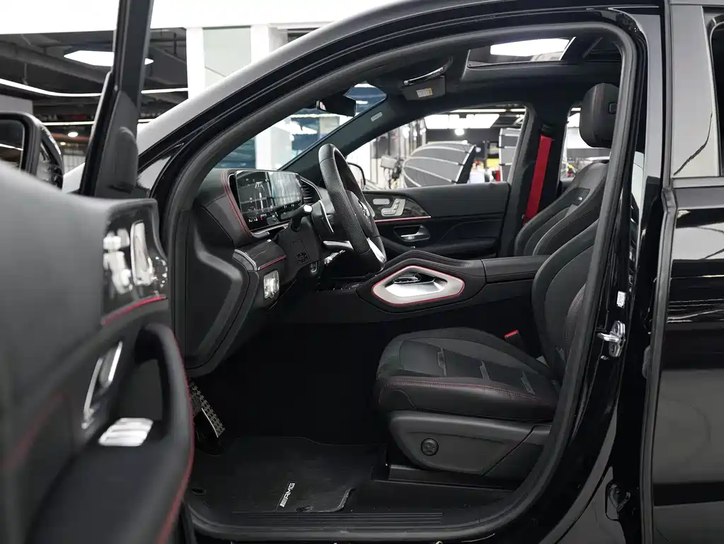 Mercedes-Benz GLE Coupe AMG 2023 AMG GLE 53 4MATIC+ Coupe SUV купить на сайте DeffCars