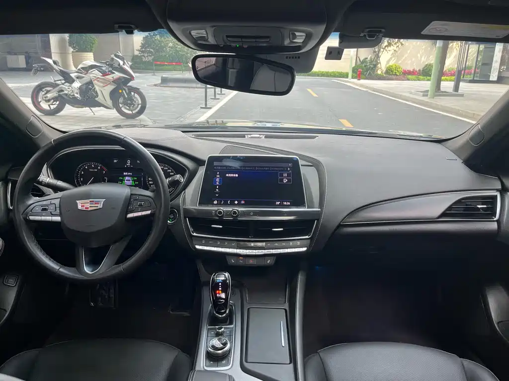 Cadillac CT5 2021 28T luxury model купить на сайте DeffCars