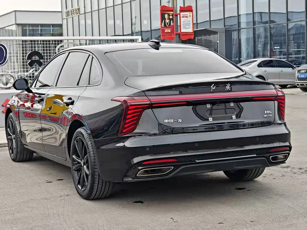 Hongqi H5 2025 1.5T DCT Xuanying Edition купить на сайте DeffCars
