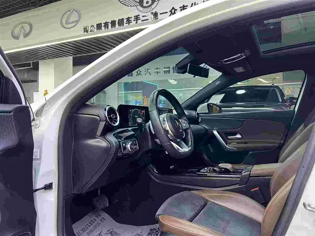 Mercedes-Benz A-Class 2020 A 180 L Sports Sedan купить на сайте DeffCars