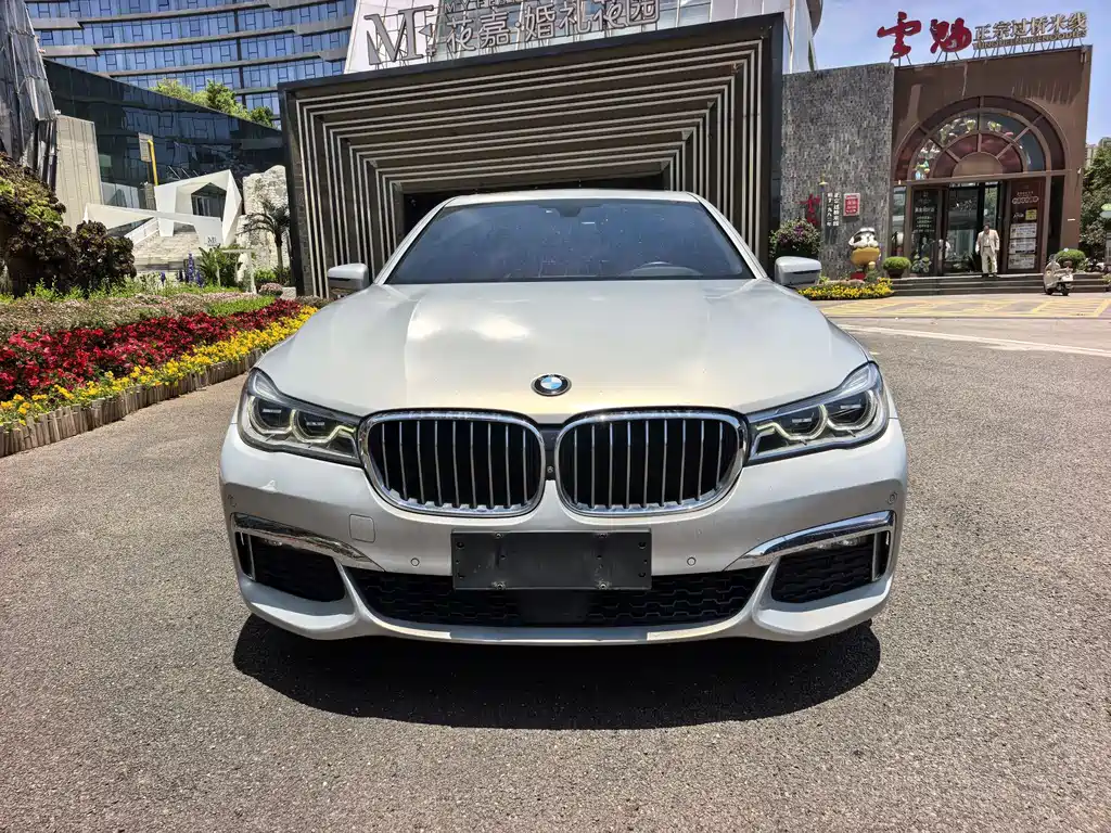 BMW 7 Series 2018 730Li Exclusive M Sports Package купить на сайте DeffCars