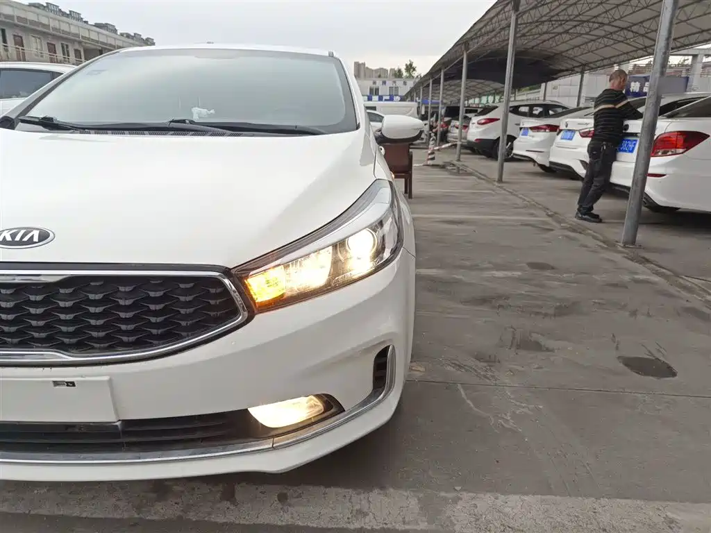 Kia K3 2017 1.6L Automatic 15th Anniversary Special Edition GLS купить на сайте DeffCars