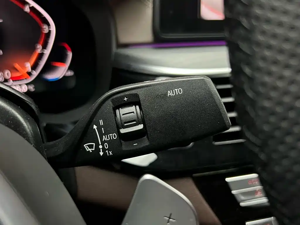 BMW 5 Series 2021 530Li Leading M Sports Package купить на сайте DeffCars