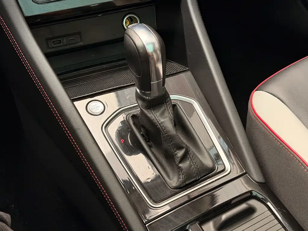 Jetta VS7 2023 280TSI automatic enjoyment version купить на сайте DeffCars