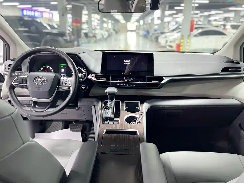 Grevia 2024 2.5L Hybrid Comfort Edition купить на сайте DeffCars