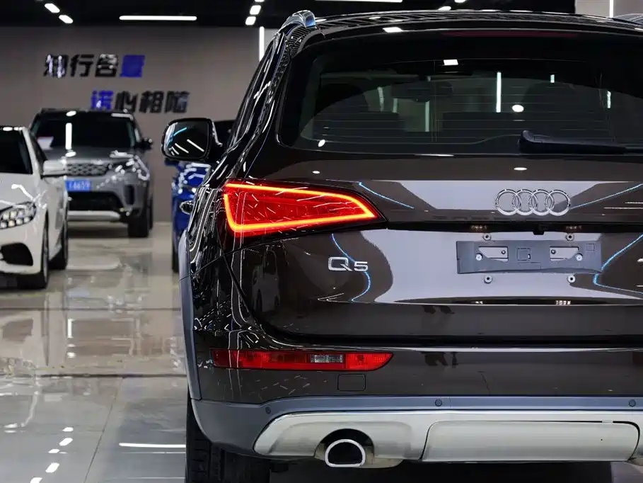 Audi Q5 2017 Plus 40 TFSI Technology купить на сайте DeffCars