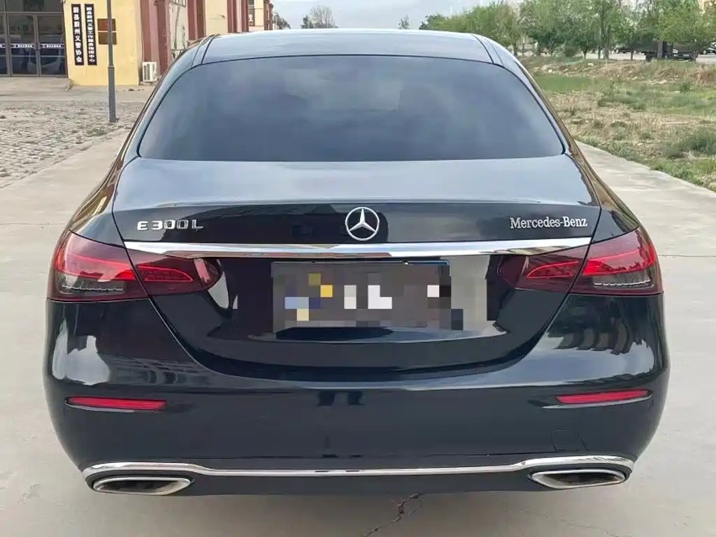 Mercedes-Benz E-Class 2017 E 200 L 4MATIC купить на сайте DeffCars