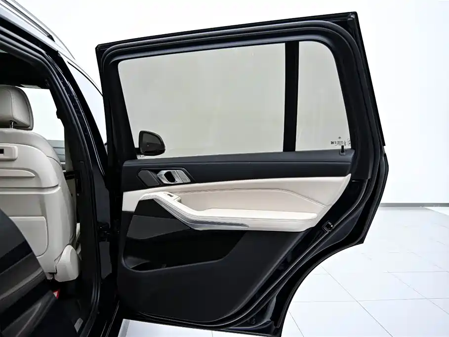 BMW X7 2022 xDrive40i Exclusive M Sports Package купить на сайте DeffCars