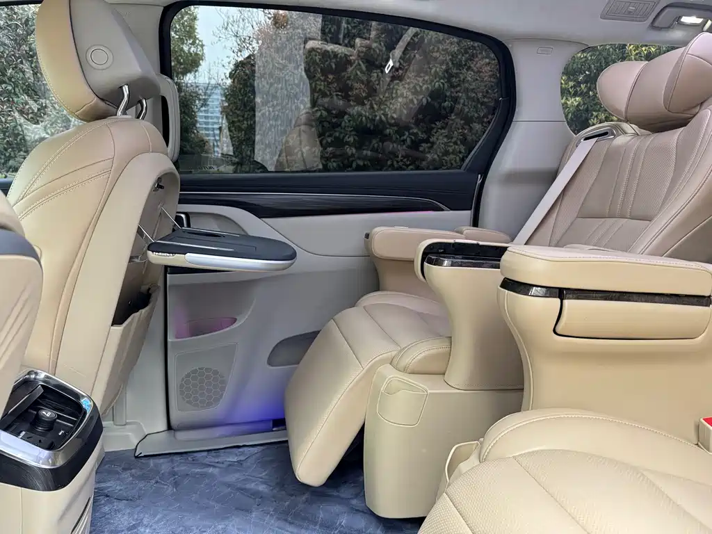 Buick GL8 2023 ES Lu Zun Comfort Type купить на сайте DeffCars