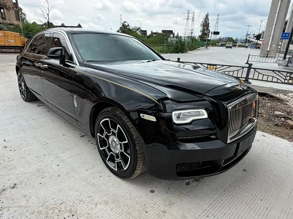Ghost 2012 6.6T extended version купить на сайте DeffCars