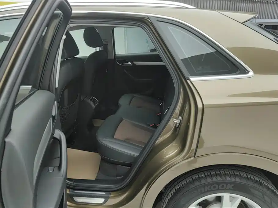 Audi Q3 2018 30th Anniversary Model 30 TFSI Fashion Model купить на сайте DeffCars