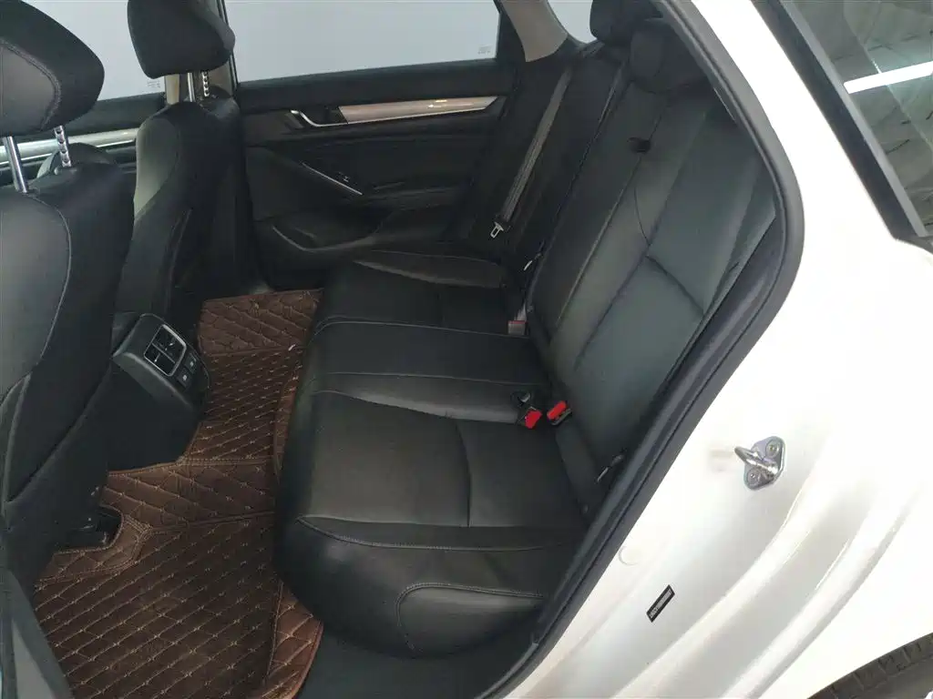 Accord 2022 260TURBO Deluxe Edition купить на сайте DeffCars
