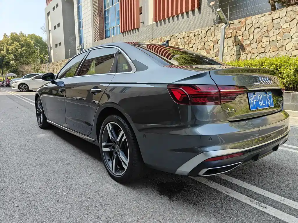 Audi A4L 2021 40 TFSI Advanced Life Edition купить на сайте DeffCars