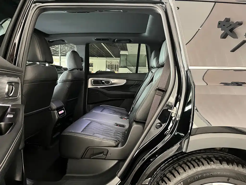 Trumpchi GS8 2024 Pilot Series 2.0TGDI 2WD Luxury Connected Edition 7 Seats купить на сайте DeffCars