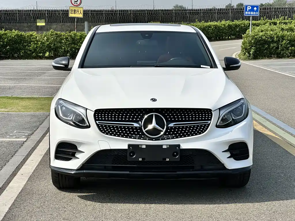 Mercedes-Benz GLC Coupe 2019 GLC 200 4MATIC Coupe SUV купить на сайте DeffCars