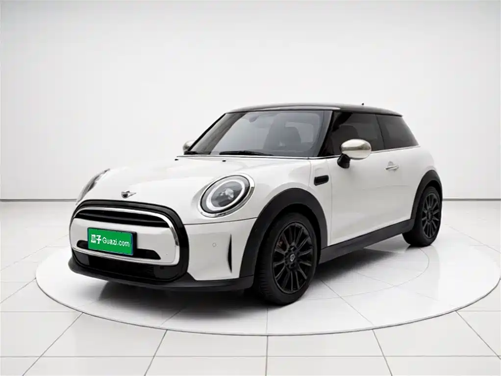 MINI 2023 1.5T ONE купить на сайте DeffCars