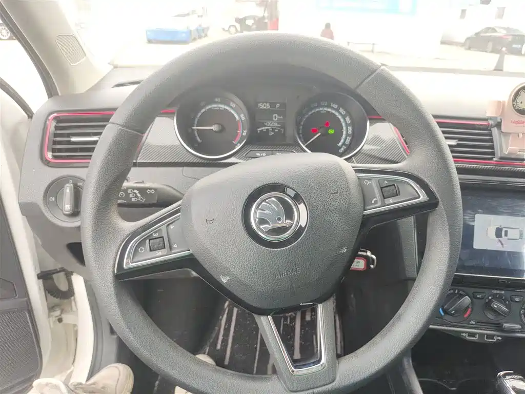 Xindong 2020 1.5L automatic comfort version купить на сайте DeffCars