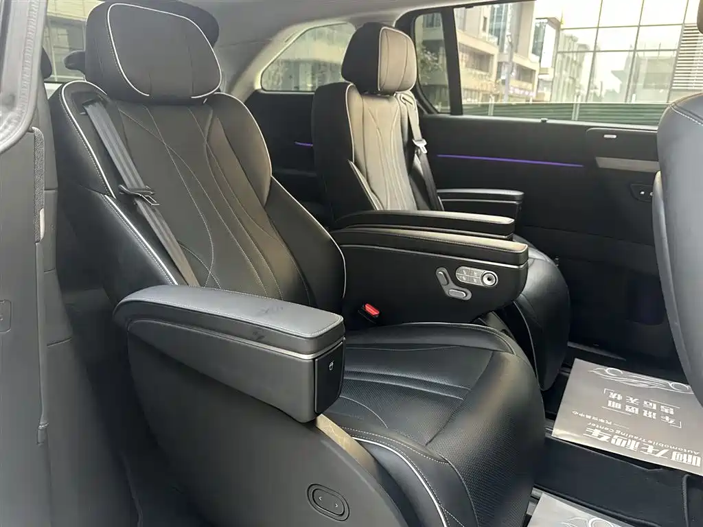 Xpeng X9 2024 model 702 super long battery life Max купить на сайте DeffCars