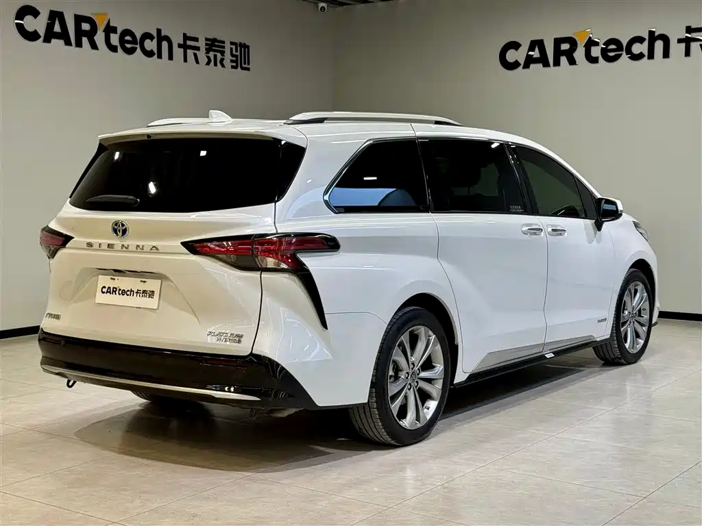 SIENNA 2023 2.5L Hybrid Platinum Edition купить на сайте DeffCars
