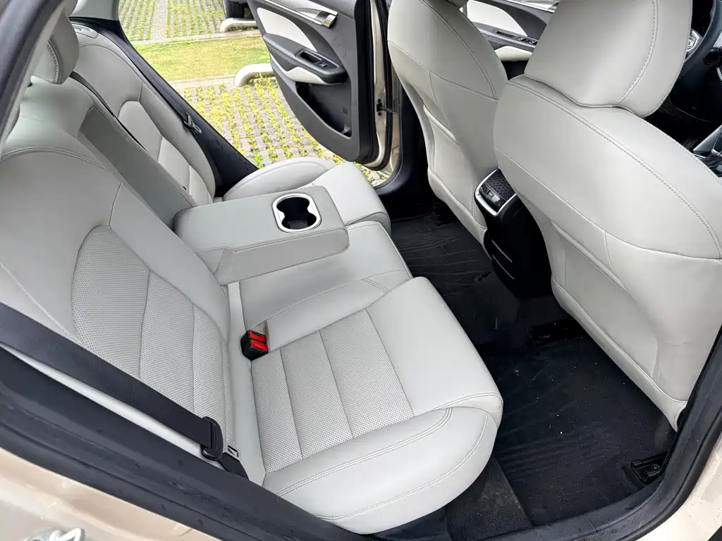 Binrui 2018 14T CVT Colorful Edition купить на сайте DeffCars