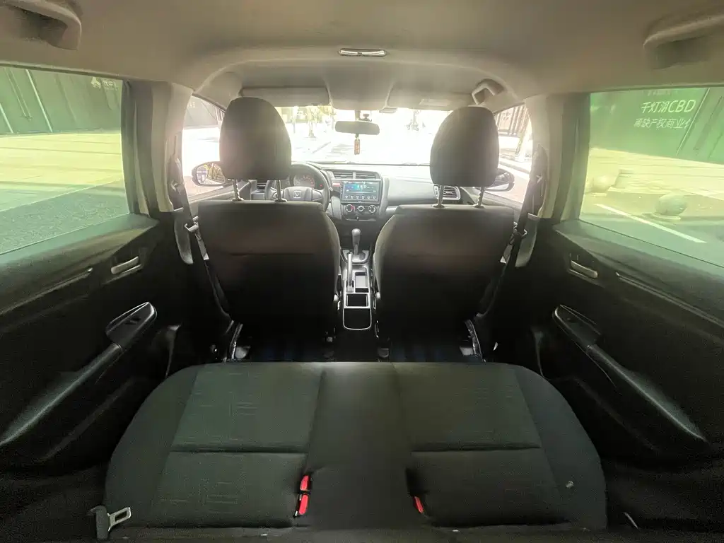 Fit 2016 1.5L LX CVT comfort model купить на сайте DeffCars