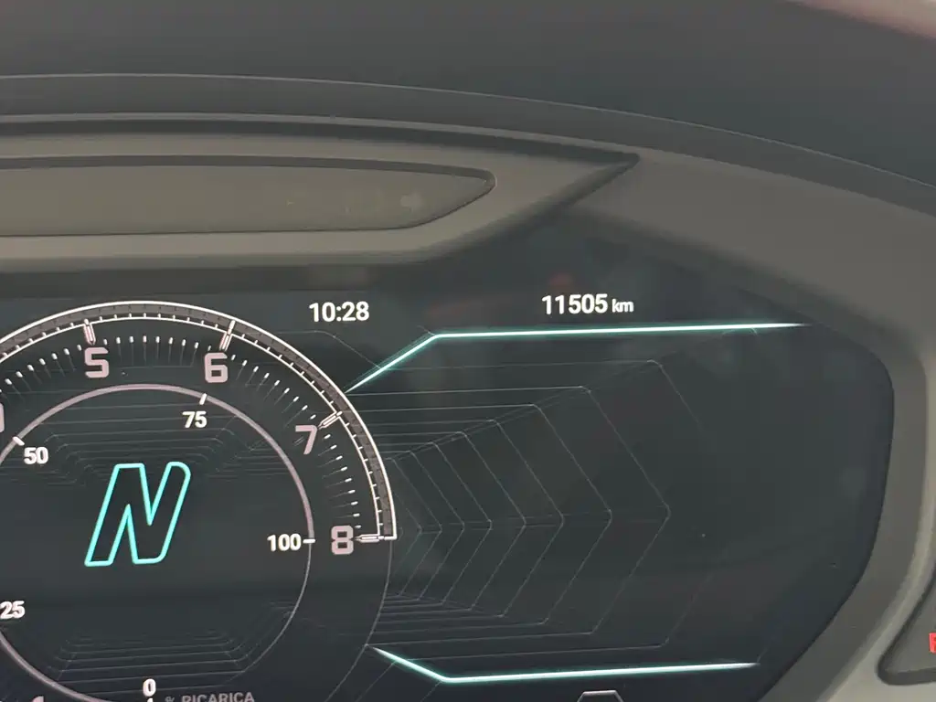 Urus SE 2025 4.0T Standard Edition купить на сайте DeffCars
