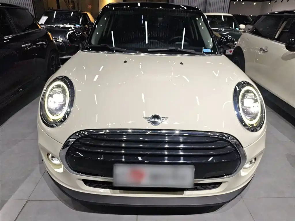 MINI 2021 1.5T COOPER Artist Five-Door Edition купить на сайте DeffCars