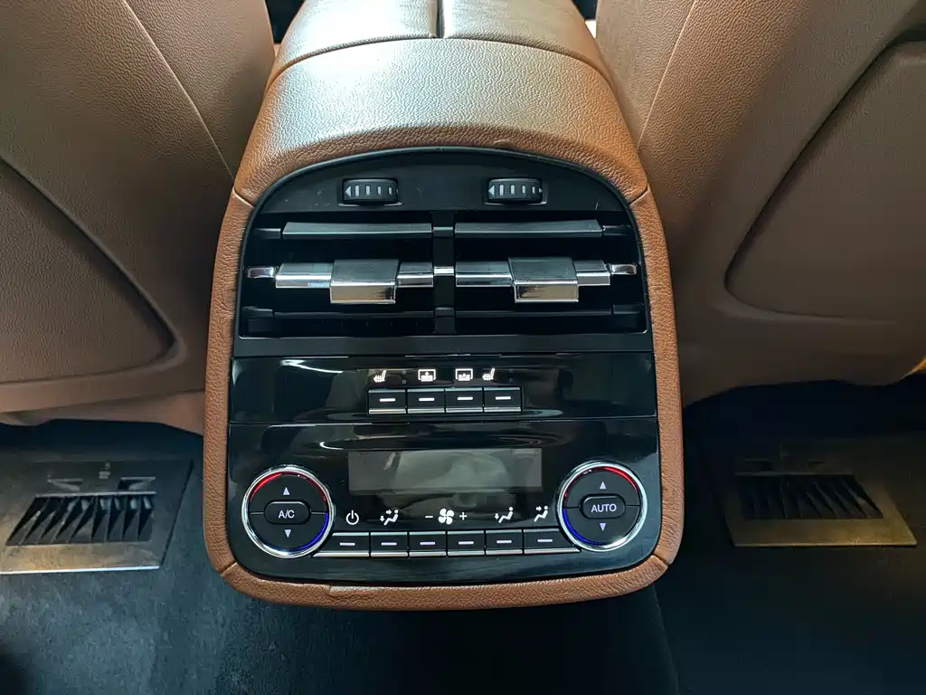 President 2015 3.0T standard model купить на сайте DeffCars
