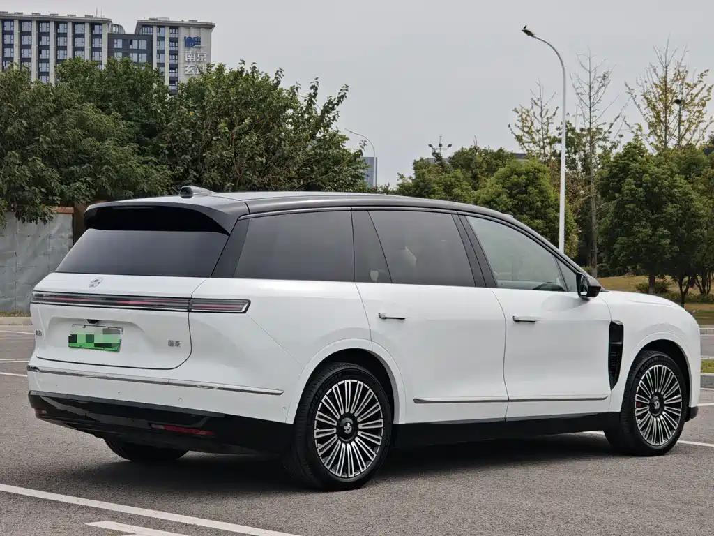 NIO ES8 2026 Six-seater Executive Deluxe Edition купить на сайте DeffCars