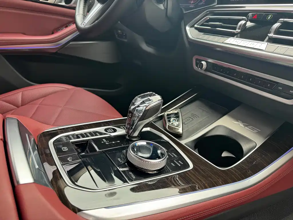 BMW X5 2022 xDrive 30Li Exclusive M Sports Package купить на сайте DeffCars