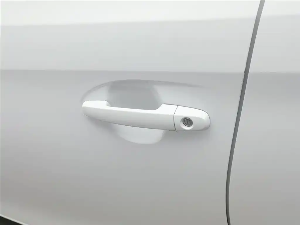 YARiS L 2014 1.3E manual charm version купить на сайте DeffCars