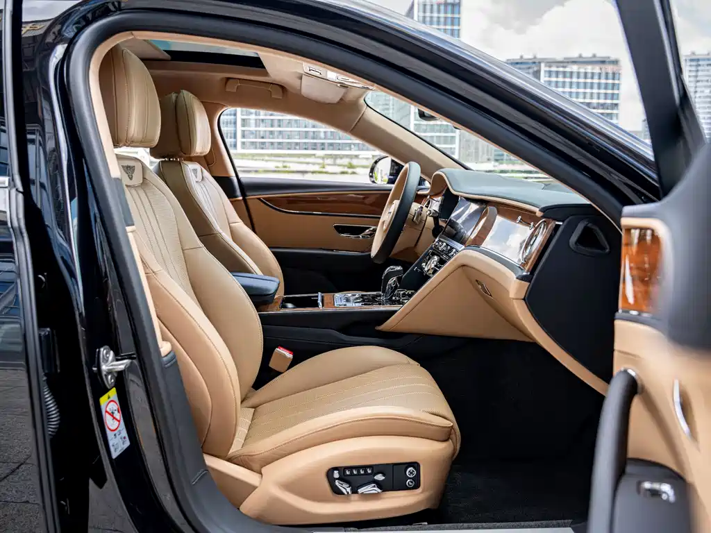 Flying Spur 2022 4.0T V8 Standard Edition купить на сайте DeffCars