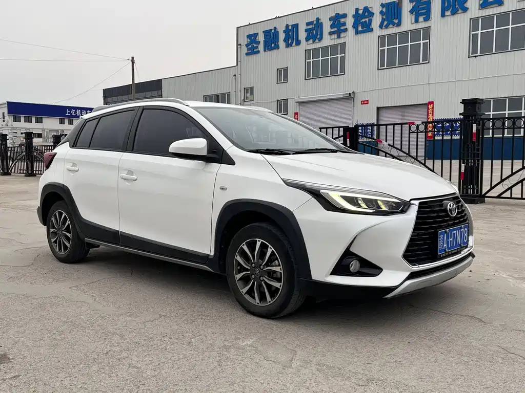 YARiS L Zhixuan 2022 Zhixuan X 1.5L CVT luxury PLUS version купить на сайте DeffCars