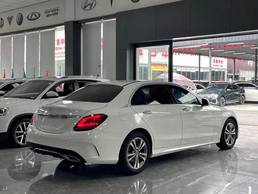Mercedes C-Class 2020 C 200 L Fashion Sport Edition купить на сайте DeffCars