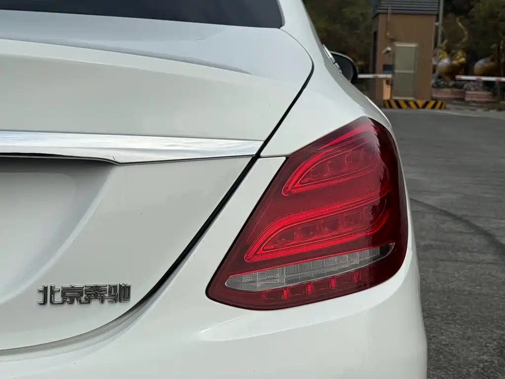 Mercedes-Benz C-Class 2018 C 200 L Sports Edition купить на сайте DeffCars