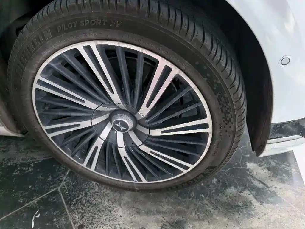 Xpeng G9 2024 model 702 Max купить на сайте DeffCars