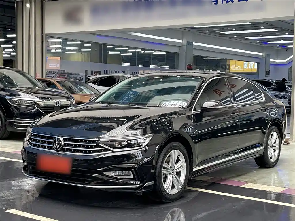 Magotan 2023 2 million commemorative edition 280TSI DSG comfort model купить на сайте DeffCars