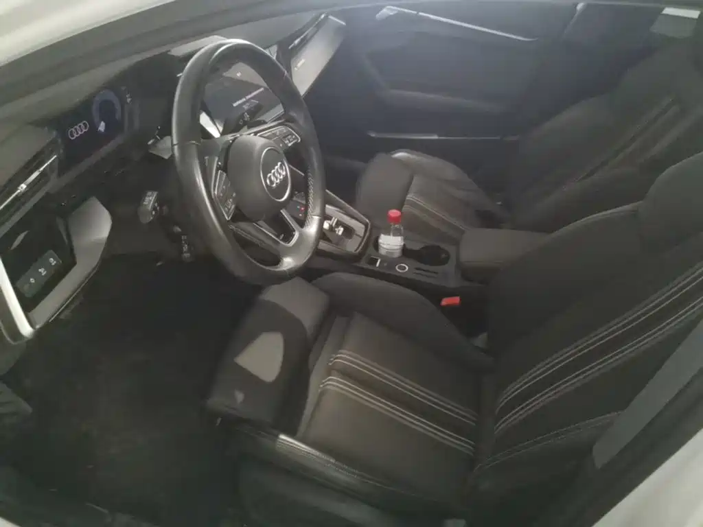 Audi A3 2024 A3L Limousine 35 TFSI Fashionable and Sporty купить на сайте DeffCars
