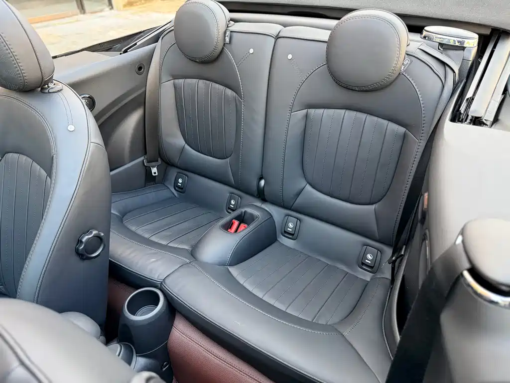 MINI 2023 2.0T COOPER S CABRIO Coastline Commemorative Edition купить на сайте DeffCars