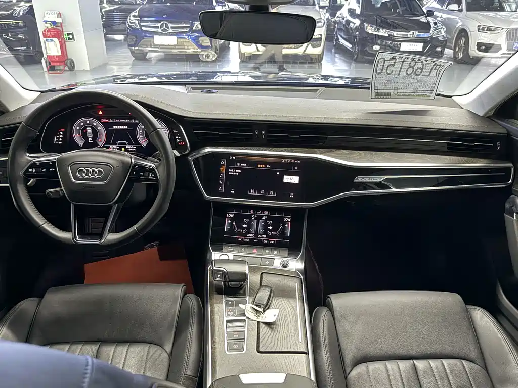 Audi A6L 2019 45 TFSI quattro exclusive and elegant model купить на сайте DeffCars