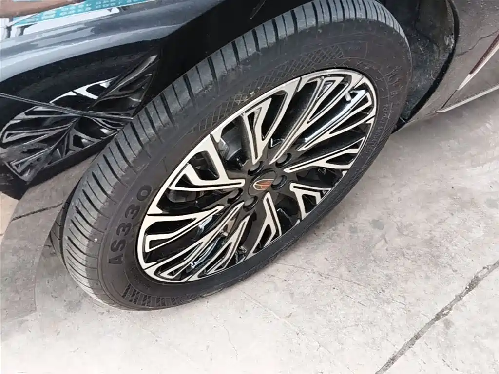 Hongqi H5 2024 2.0T Automatic Zhilianqichang Edition купить на сайте DeffCars