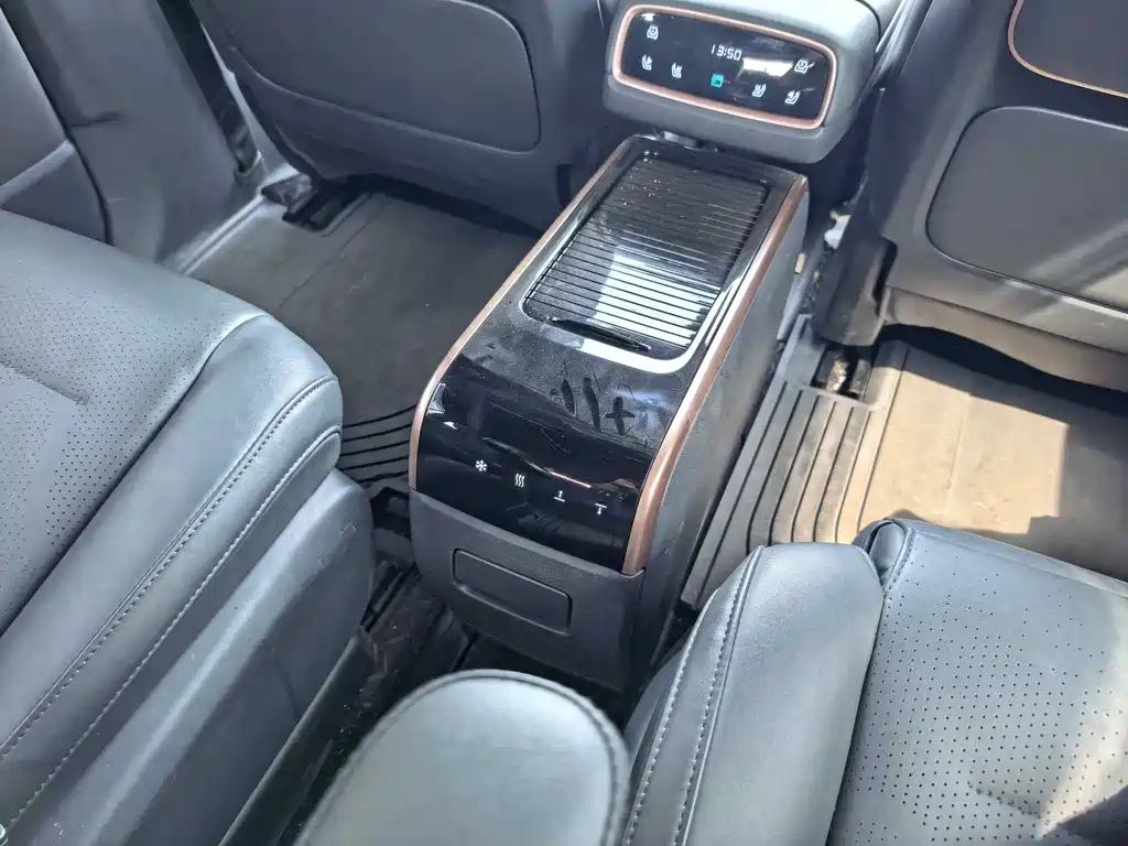 eπ008 2024 model 636Max pure electric version 6 seats купить на сайте DeffCars