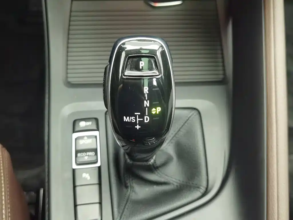 BMW X1 2022 sDrive25Li Leading Model купить на сайте DeffCars