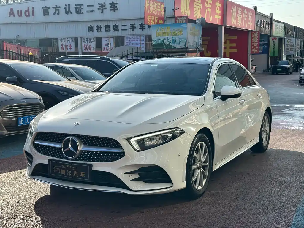 Mercedes-Benz A-Class 2020 Facelift A 200 L Sports Sedan Fashionable купить на сайте DeffCars