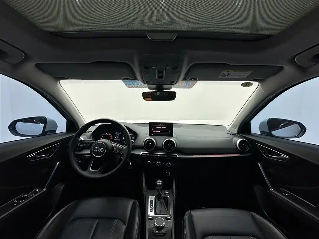 Audi Q2L 2022 35 TFSI Enterprising and Elegant Model купить на сайте DeffCars